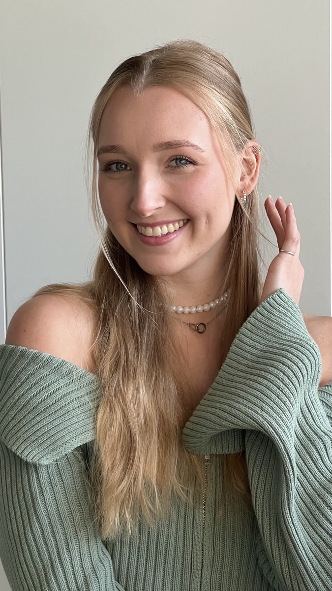 Céline, Portrait